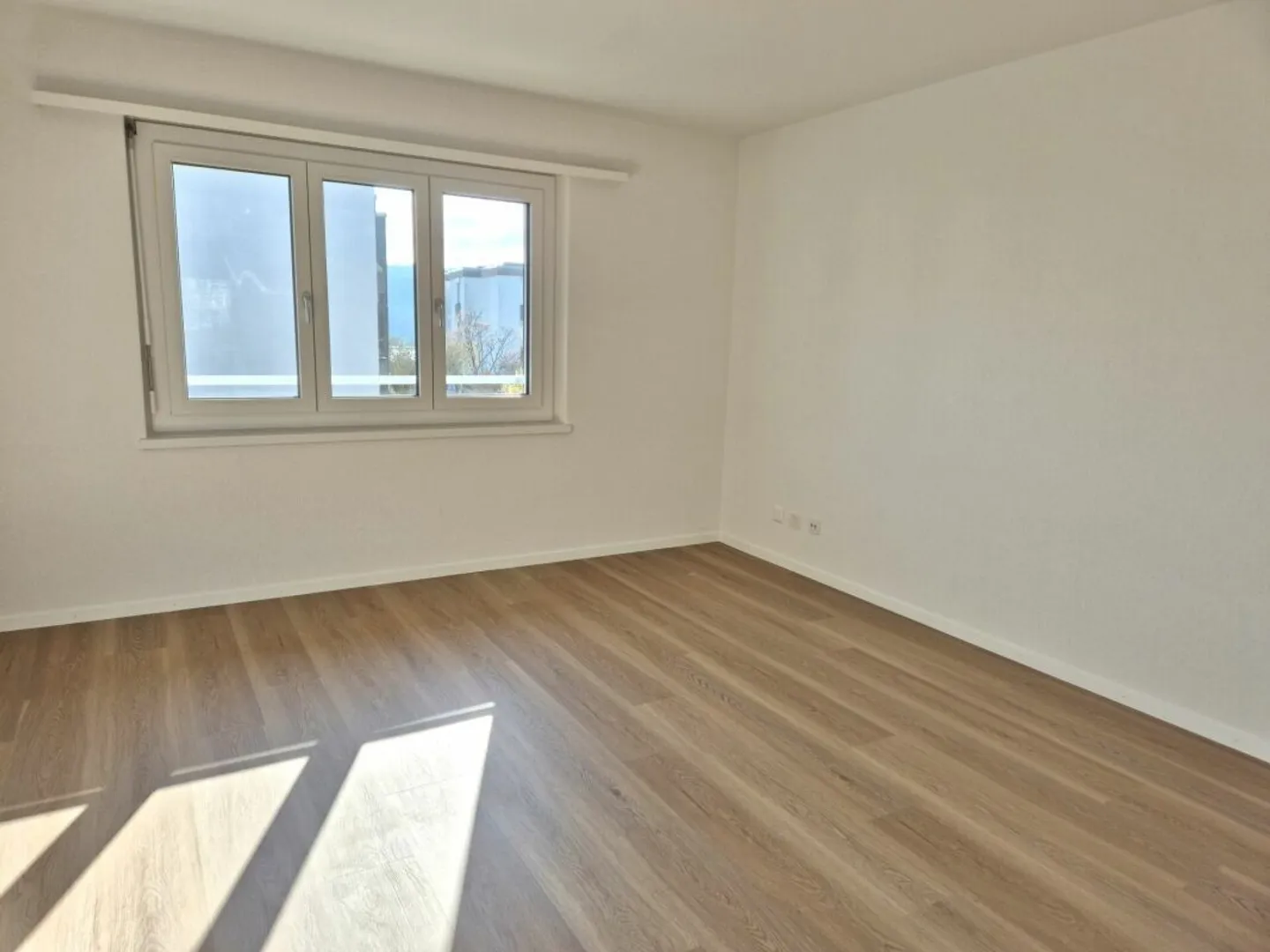 Attractive 3.5-room apartment with sunny balcony - First occupancy after loving overall renovation - Photo 7 of 12