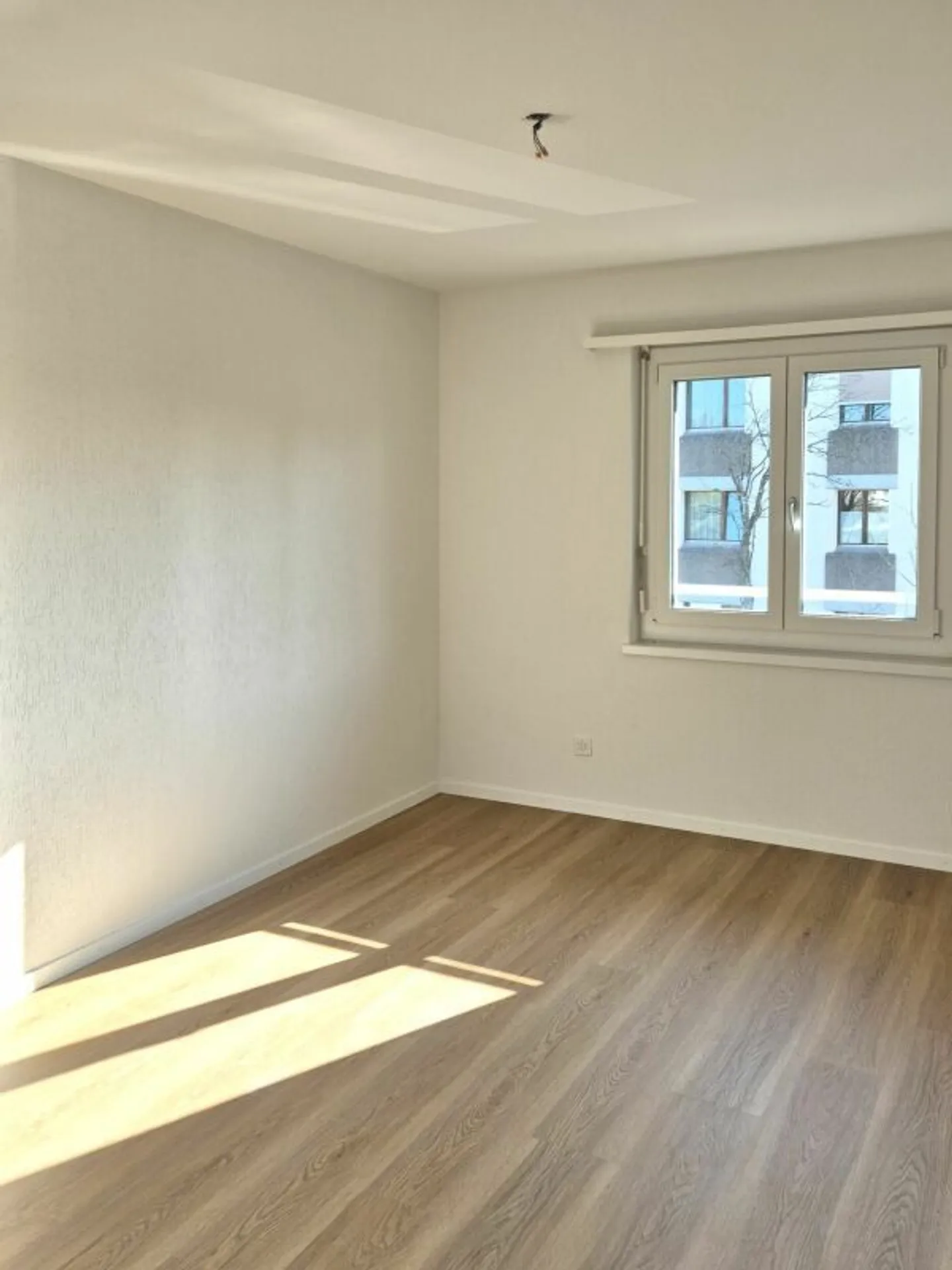 Attractive 3.5-room apartment with sunny balcony - First occupancy after loving overall renovation - Photo 8 of 12