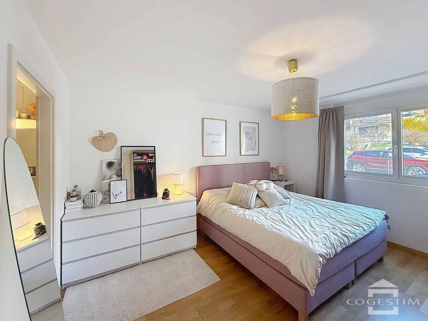 Appartement Charmant avec Jardin - Photo 4 sur 7