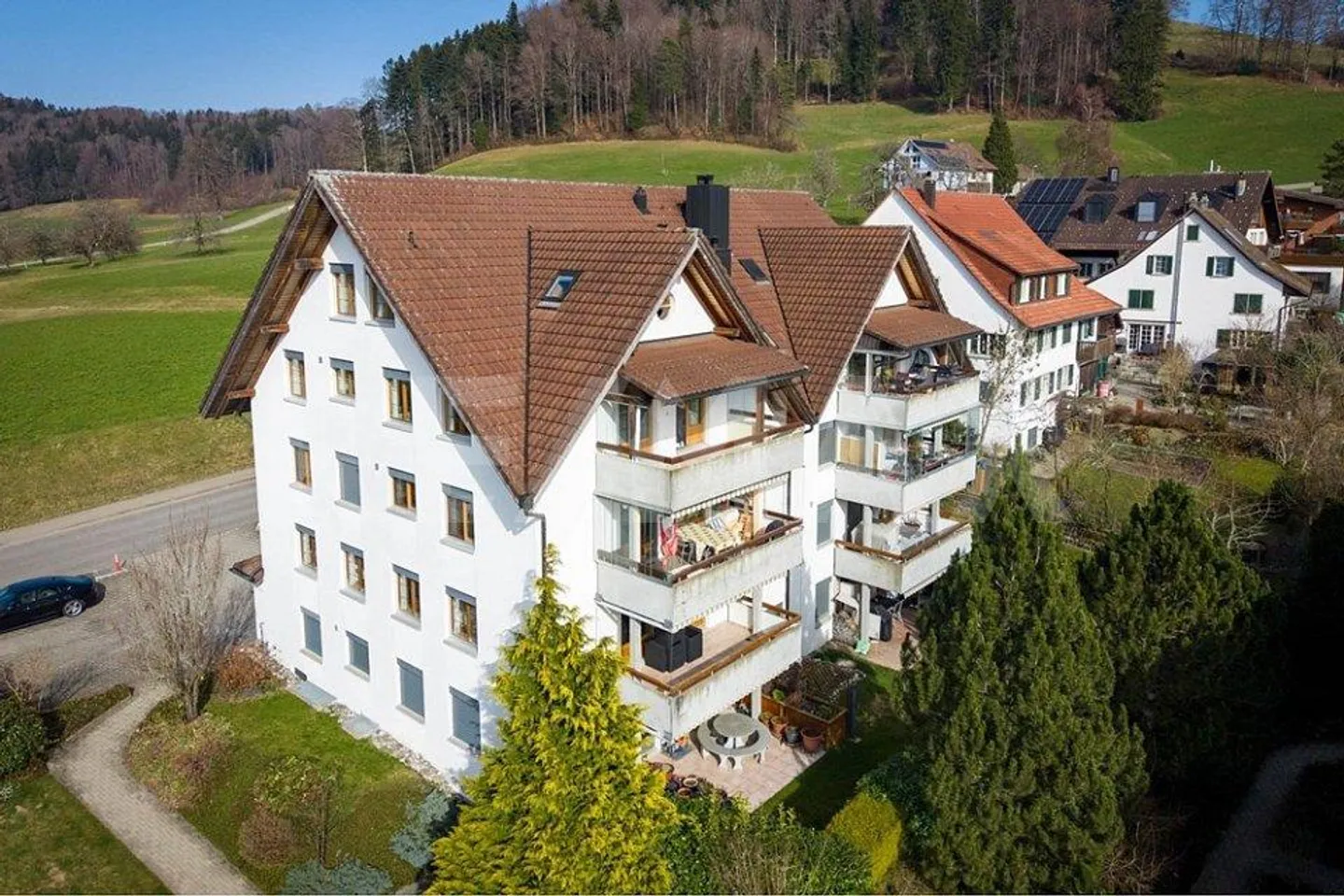 Geräumiges Duplex mit Aussicht - Foto 1 von 13