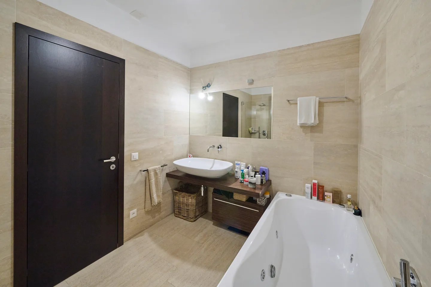 Appartamento Moderno Vicino al Centro - Foto 10 di 13