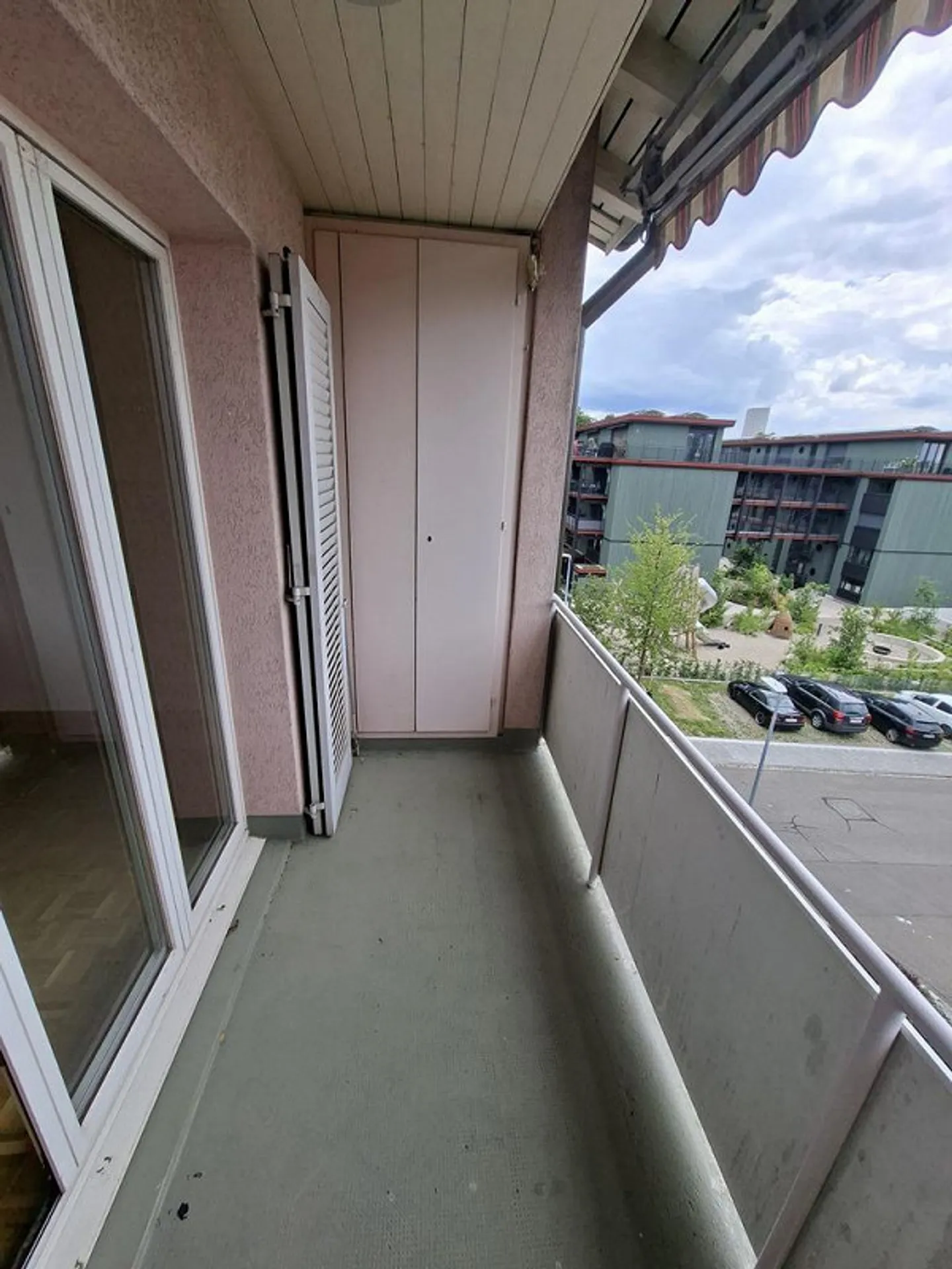 Charming 2.5-room apartment in the heart of Birsfelden - Photo 9 of 12