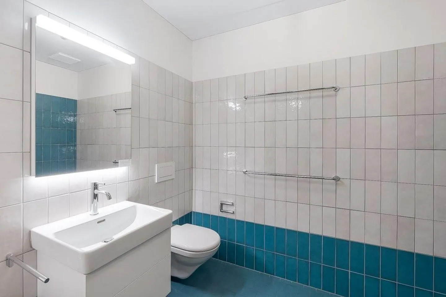 AFFITTARE SENZA CAUZIONE - Appartamento Attico con Vista al Käferberg - Foto 3 di 7
