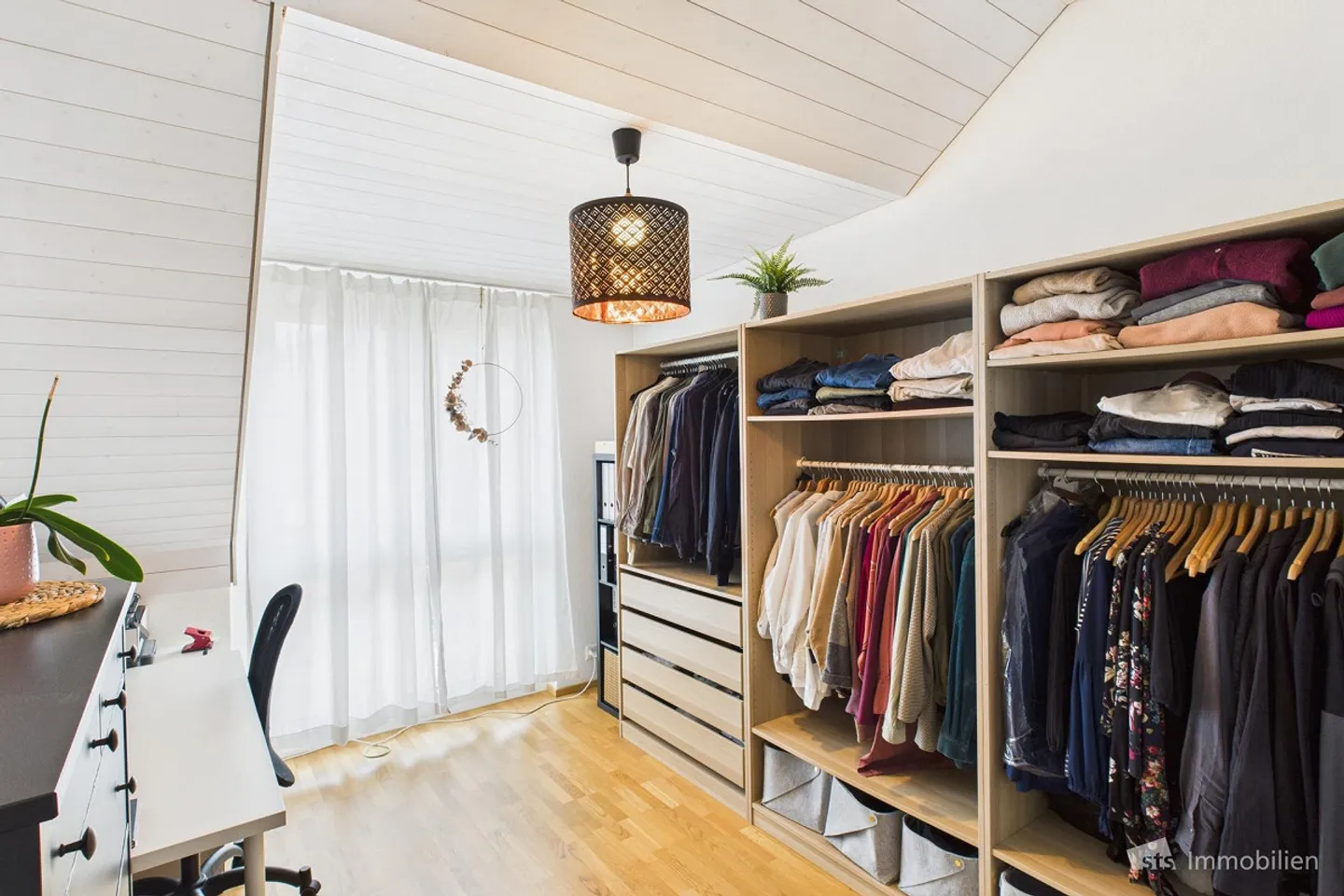 Vivre dans le grenier avec vue - Photo 8 sur 13