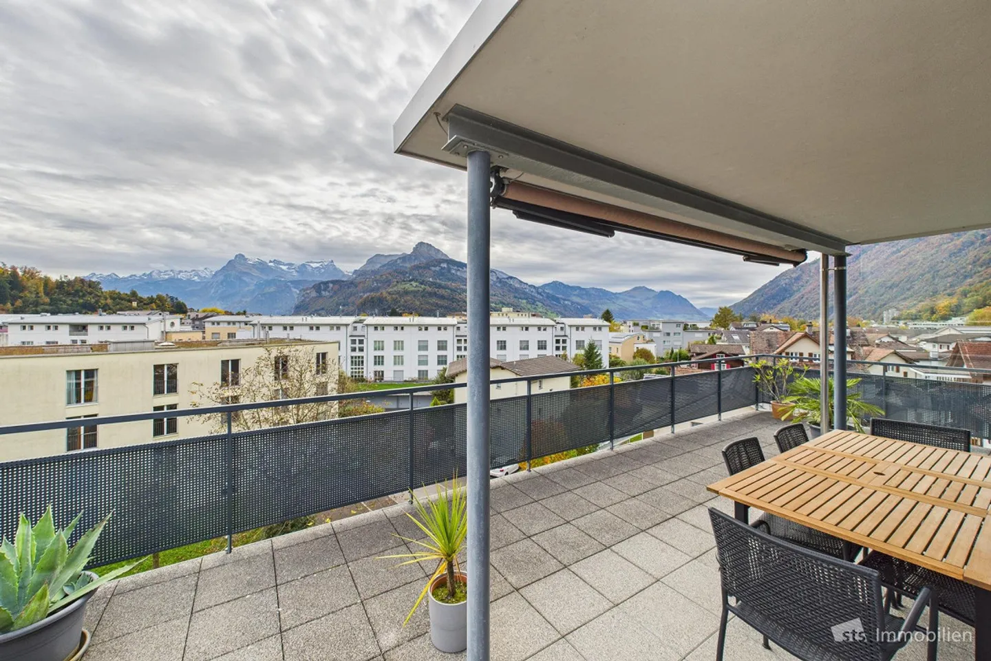 Vivre dans le grenier avec vue - Photo 10 sur 13