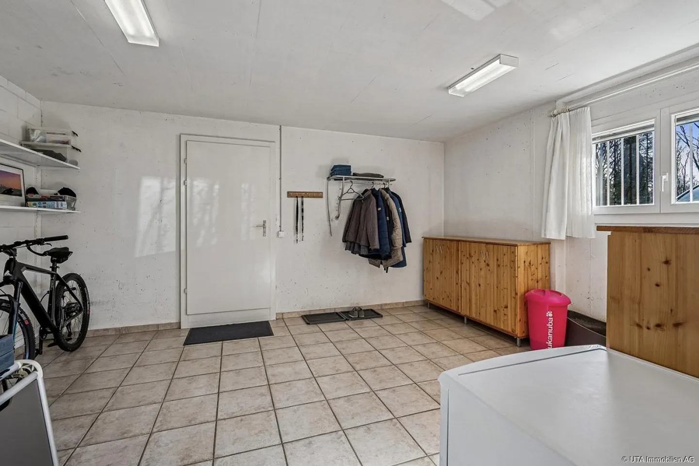 Maison de ville bien entretenue avec un jardin accueillant - Photo 12 sur 15