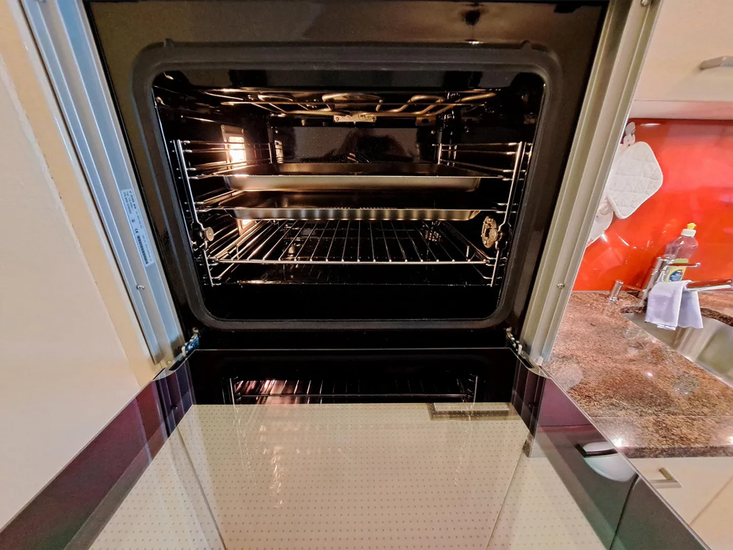 Beautiful 1-room apartment available from 1.8.26 including parking space - Photo 15 of 27