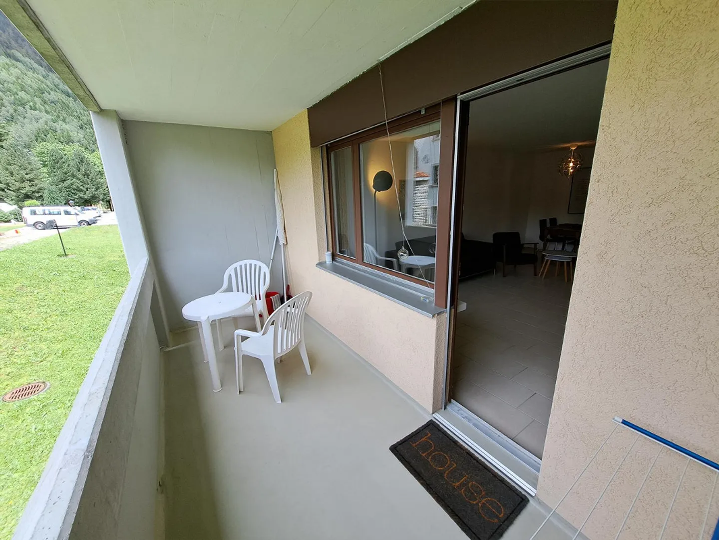 Beautiful 1-room apartment available from 1.8.26 including parking space - Photo 6 of 27