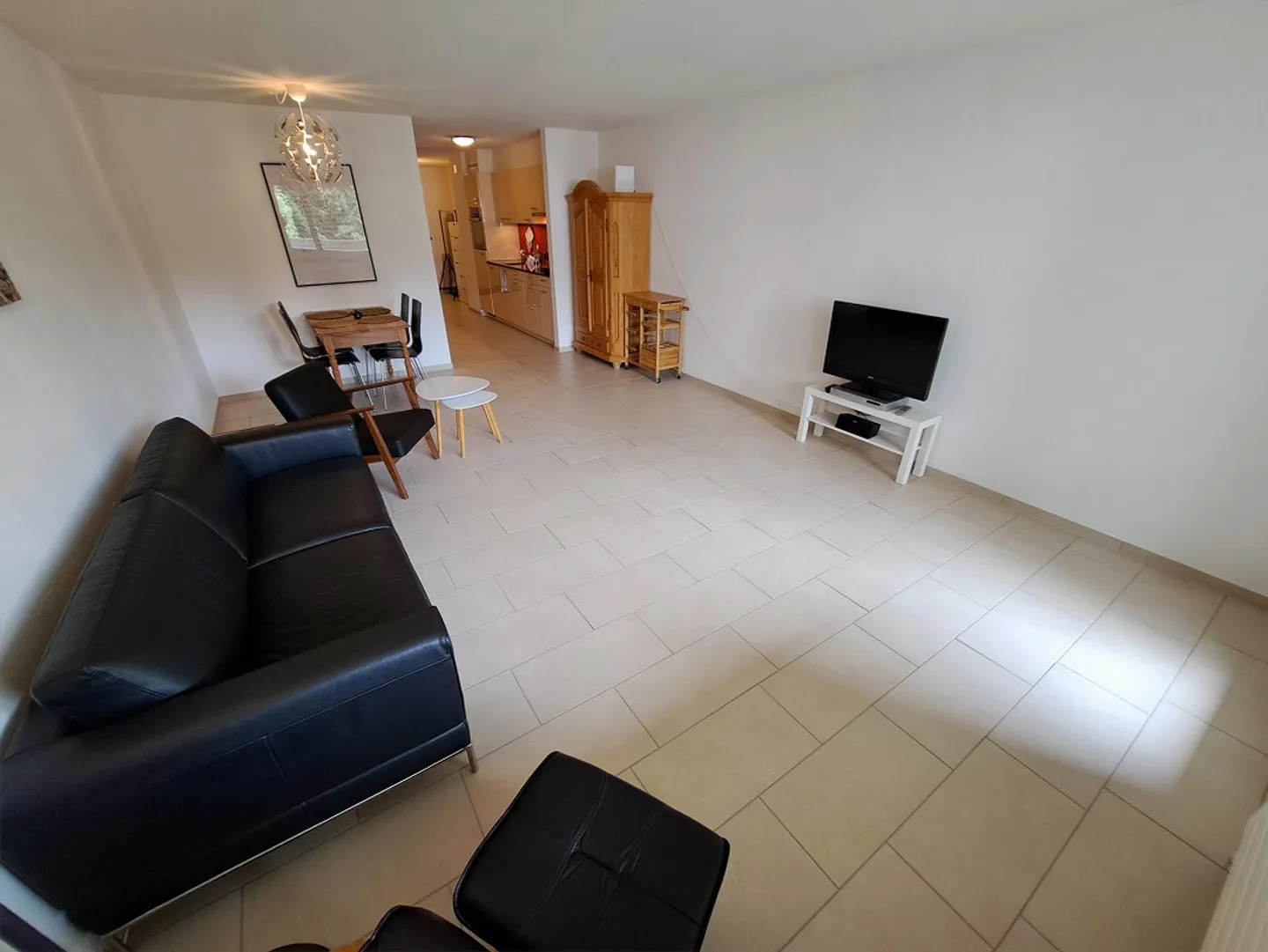 Beautiful 1-room apartment available from 1.8.26 including parking space - Photo 9 of 27