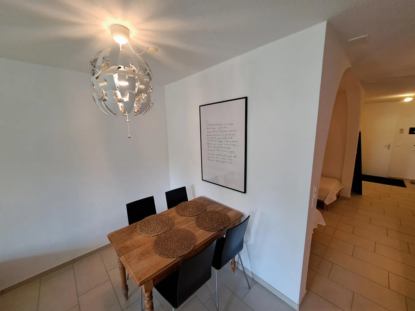 Beautiful 1-room apartment available from 1.8.26 including parking space - Photo 10 of 27
