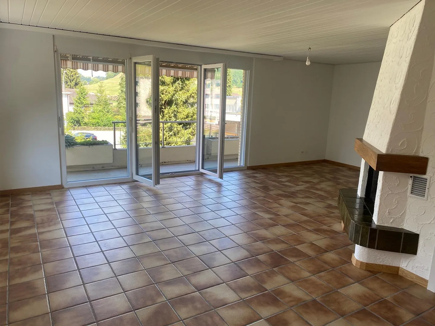 Single-family house with additional hobby room and garden house - Photo 8 of 20