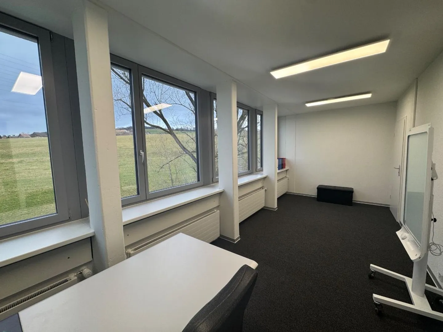 Modernes Büro in Baar - Foto 3 von 5