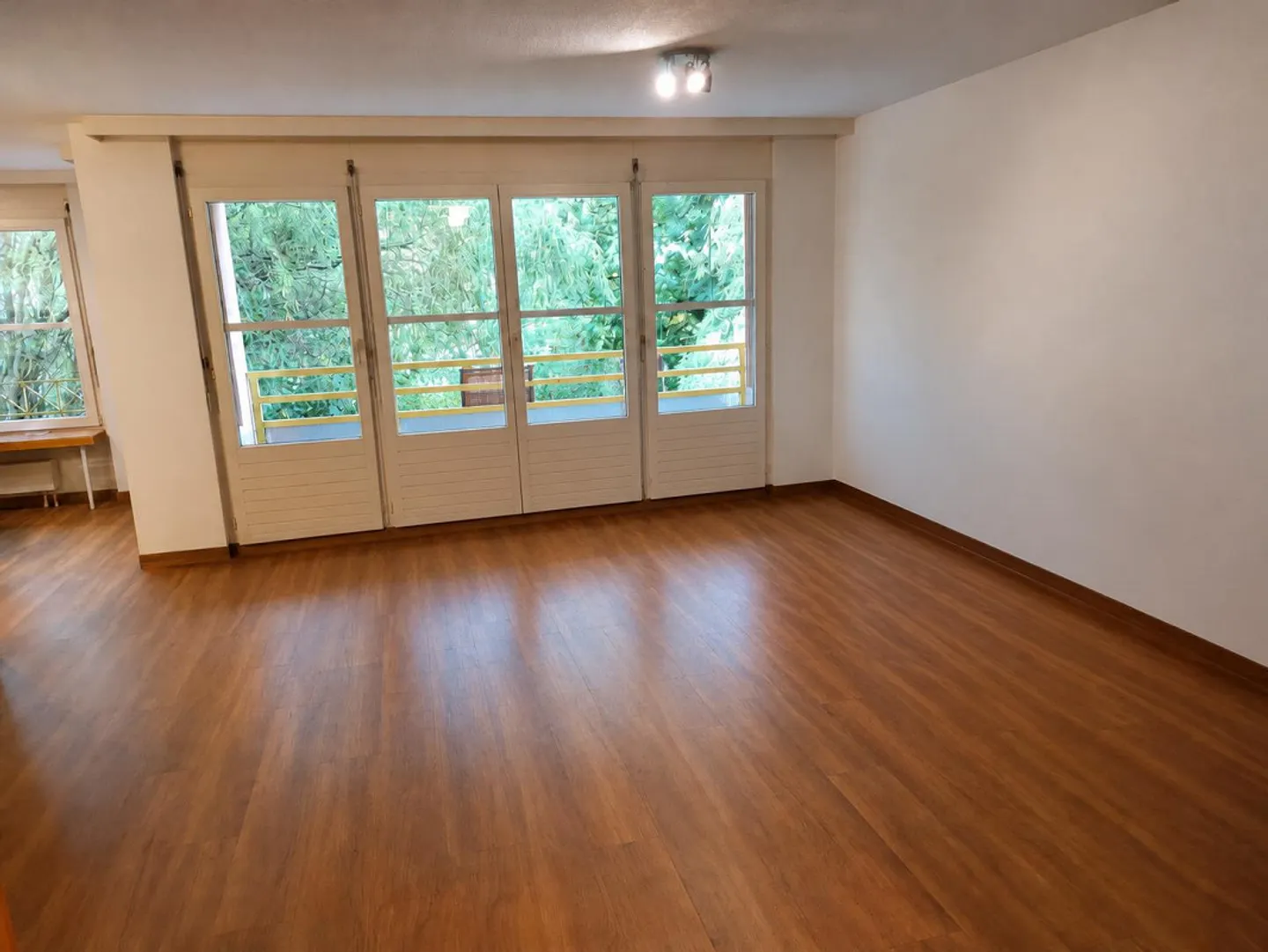 Gemütliche 2.5-Zimmerwohnung mit Balkon - Foto 4 von 11