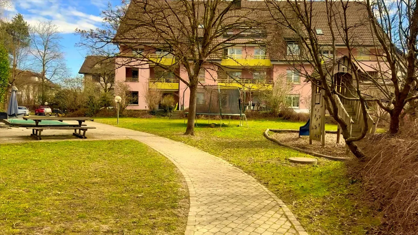 Gemütliche 2.5-Zimmerwohnung mit Balkon - Foto 10 von 11