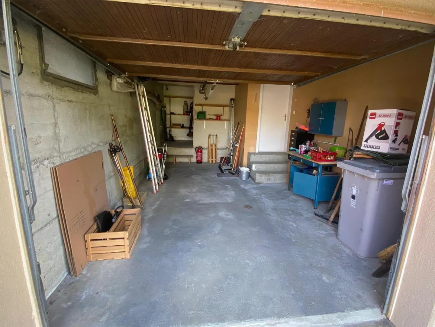 Single-family house with additional hobby room and garden house - Photo 17 of 20