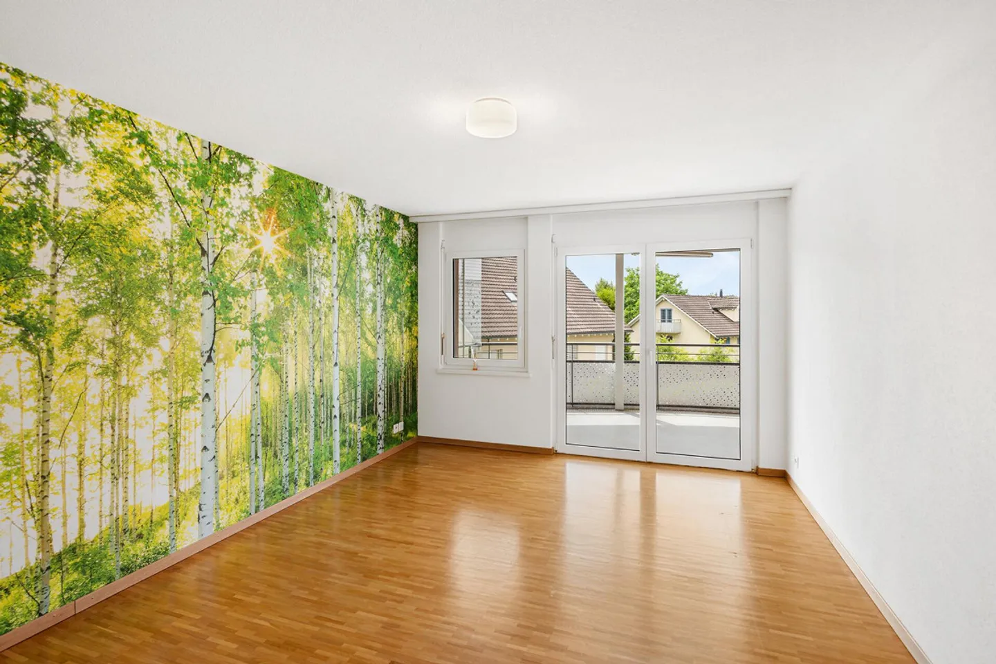 Attractive 4.5-Room Apartment with Top Connection - Photo 7 of 26