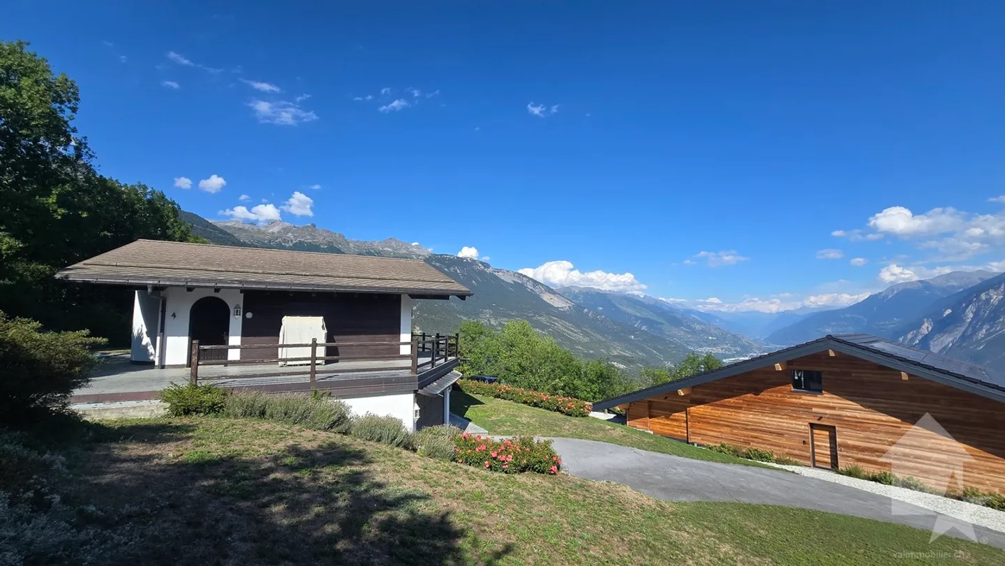 Chalet for sale - Photo 6 of 26