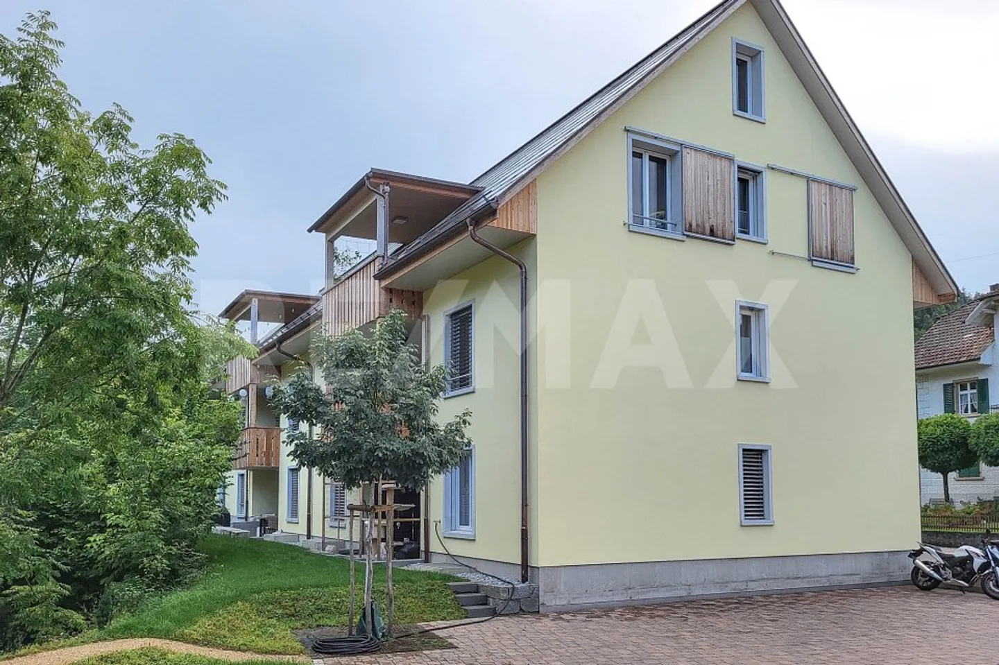 Appartement penthouse moderne et lumineux de 4,5 pièces avec galerie - Photo 7 sur 8