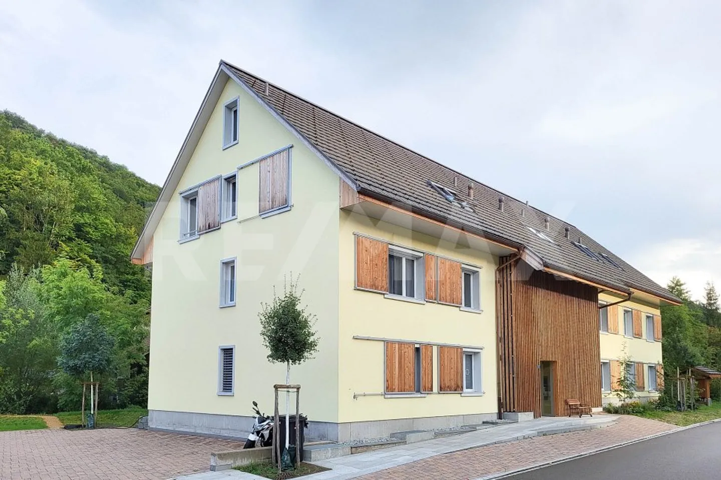 Appartement penthouse moderne et lumineux de 4,5 pièces avec galerie - Photo 8 sur 8