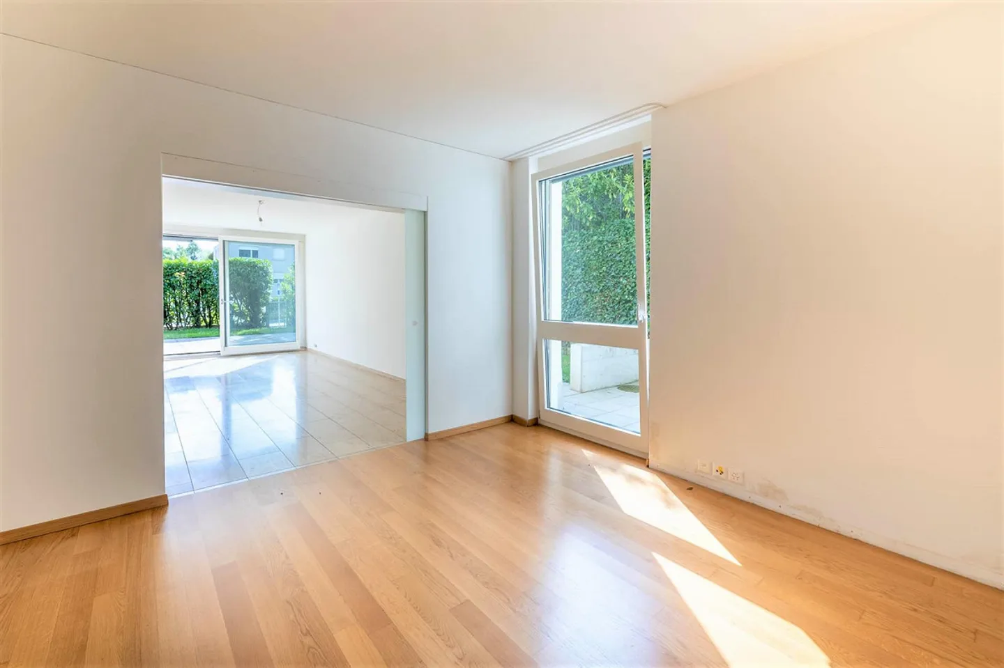 Spacious Living with Sunny Garden Terrace - Photo 7 of 11