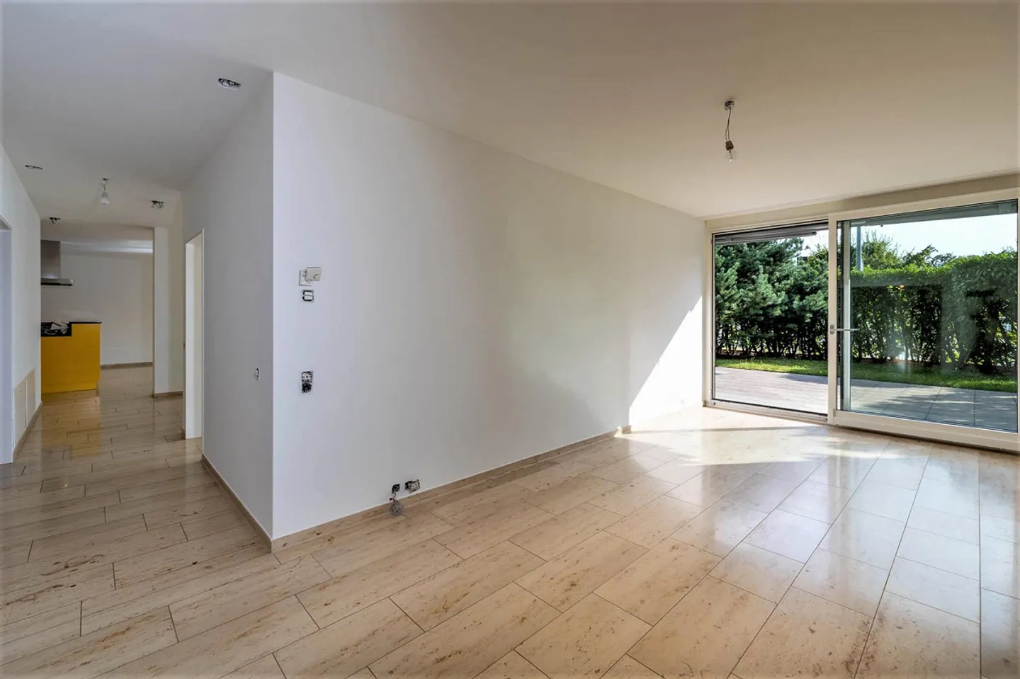 Spacious Living with Sunny Garden Terrace - Photo 8 of 11