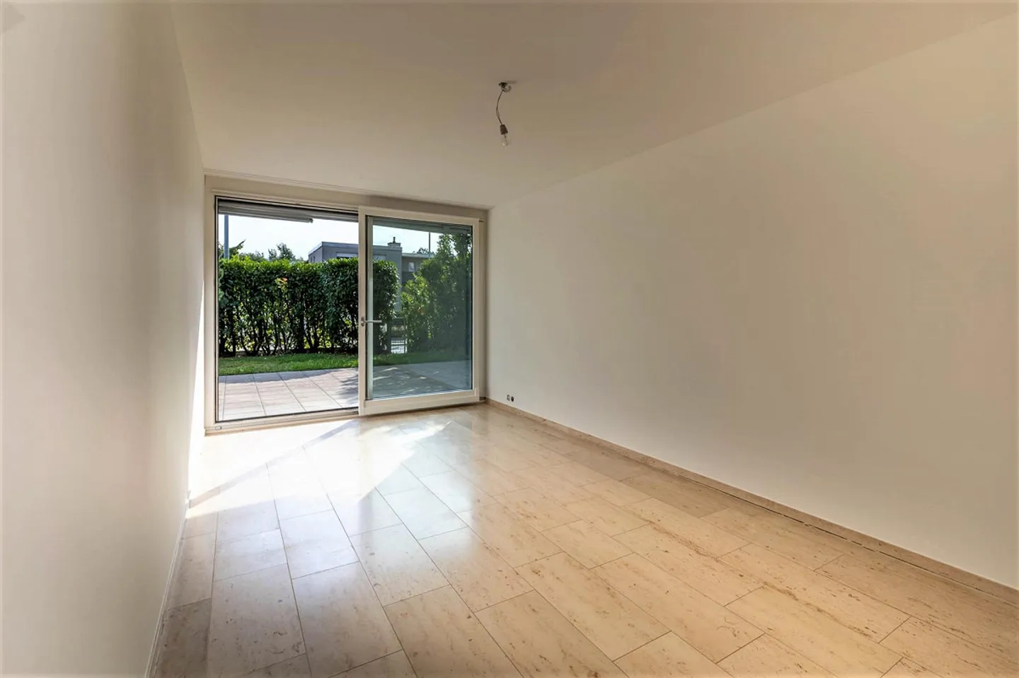 Spacious Living with Sunny Garden Terrace - Photo 9 of 11