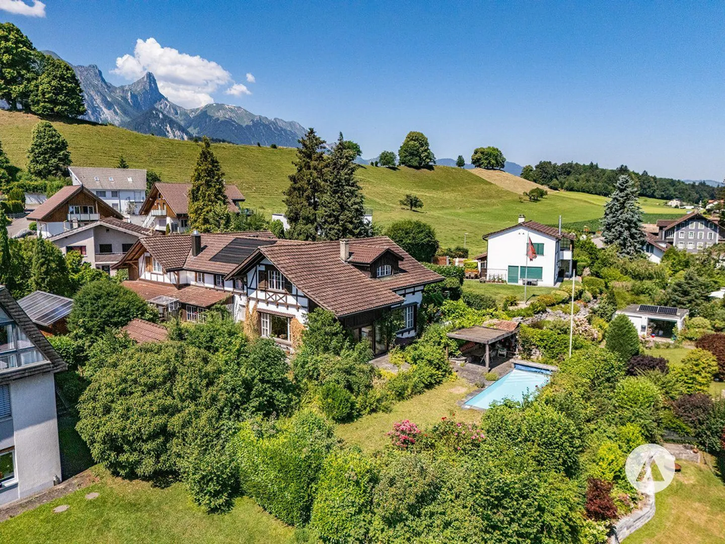 Charmantes Haus mit Traumhaftem Blick - Foto 3 von 13