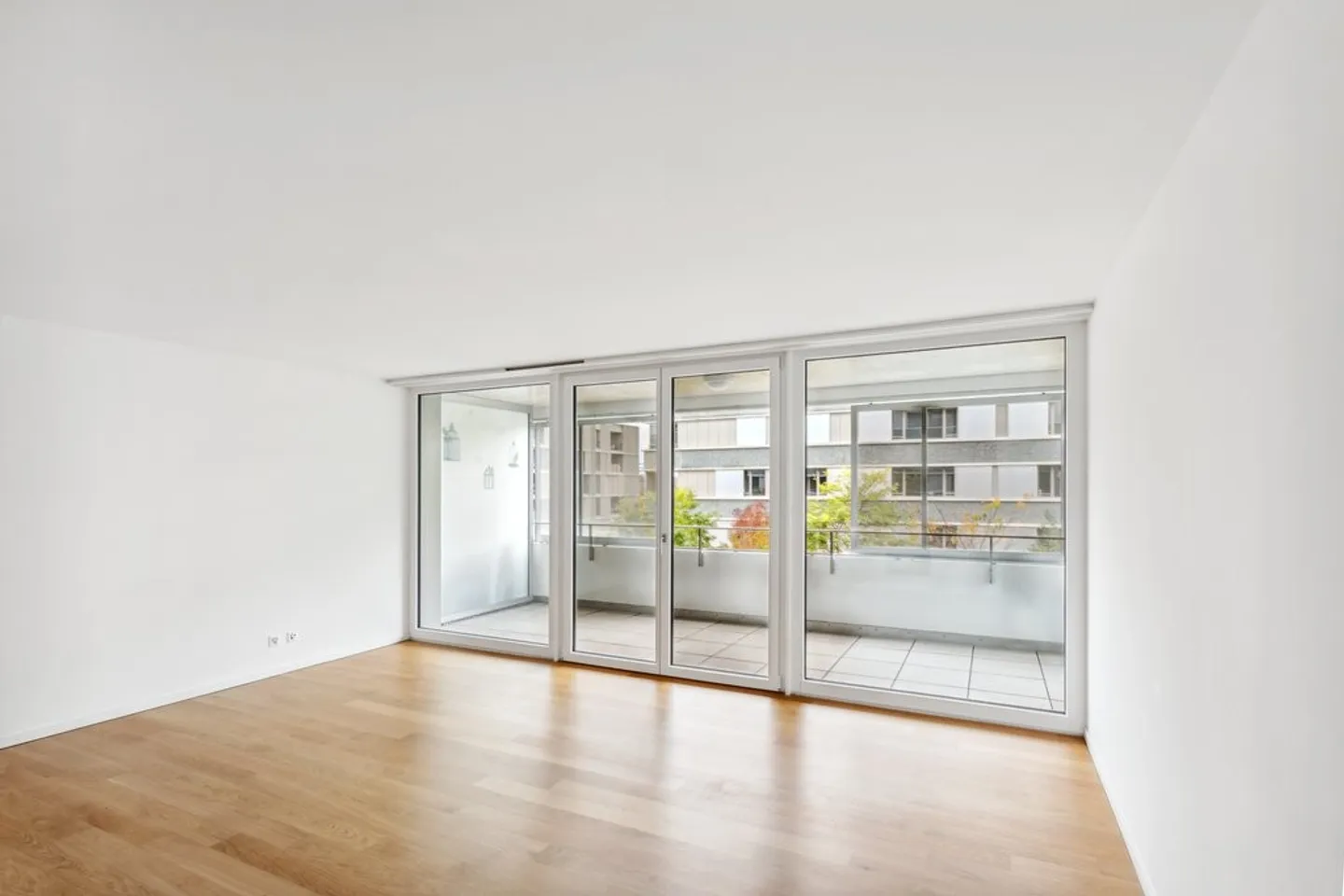 Appartement Charmant avec Balcon - Photo 3 sur 9