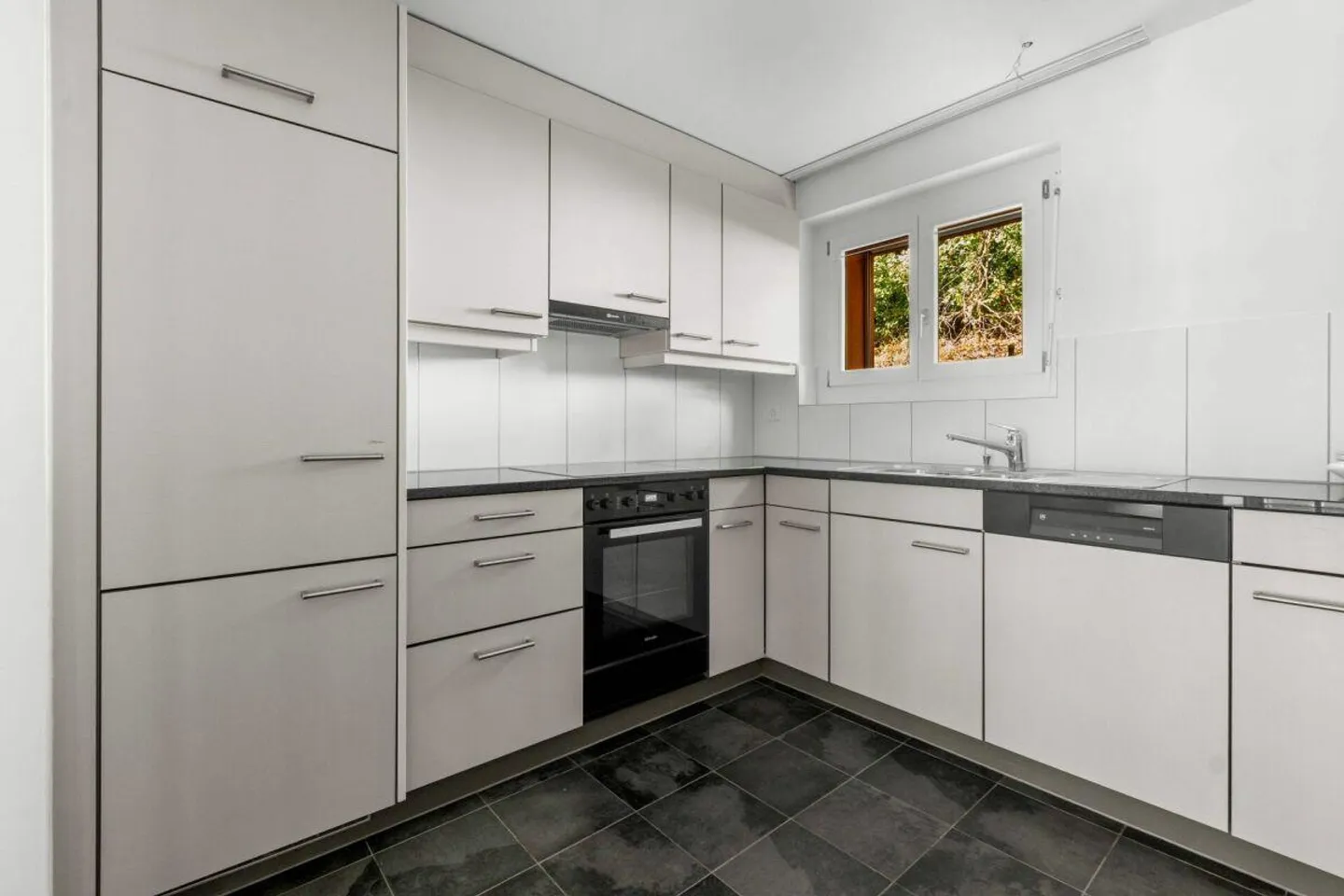Attractive Residential Property in Füllinsdorf - Photo 5 of 9
