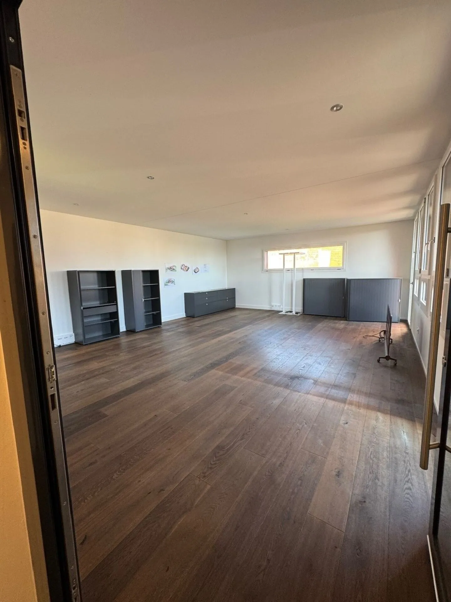 LARGE PROPERTIES - Charming Barn with Modern Extension and Unique Wine Cellar - Photo 10 of 19