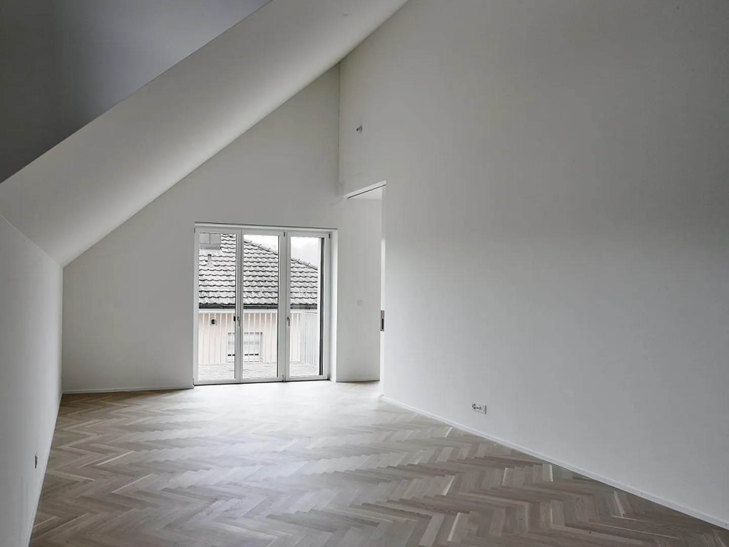 Moderno appartamento di 3,5 stanze con balcone nel quartiere Eichliacker - Foto 6 di 10