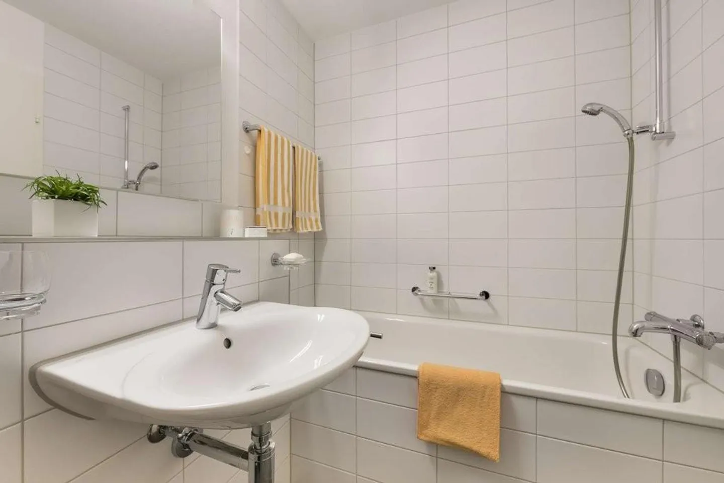 Next Stop Seefeld-Quartier - Photo 4 of 6