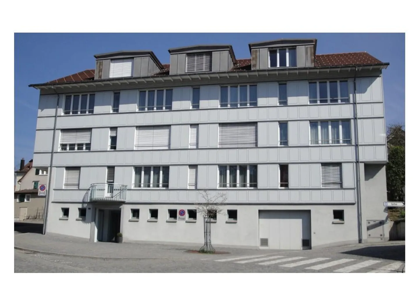 Spazioso appartamento di 3,5 locali in centro - Foto 1 di 6