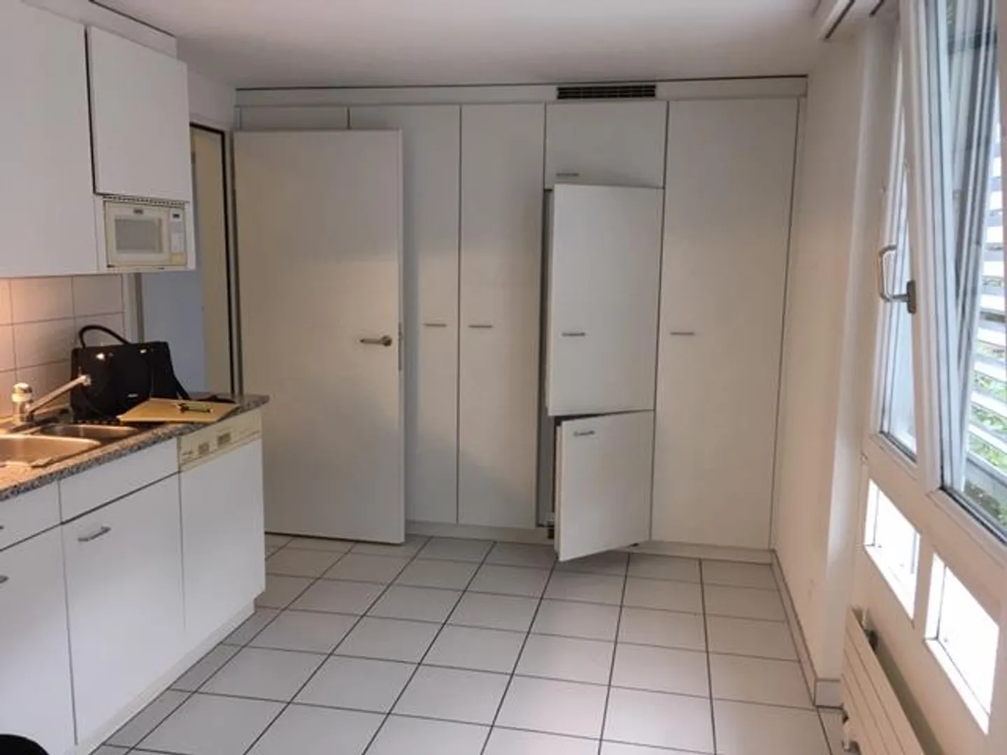 Spazioso appartamento di 3,5 locali in centro - Foto 4 di 6