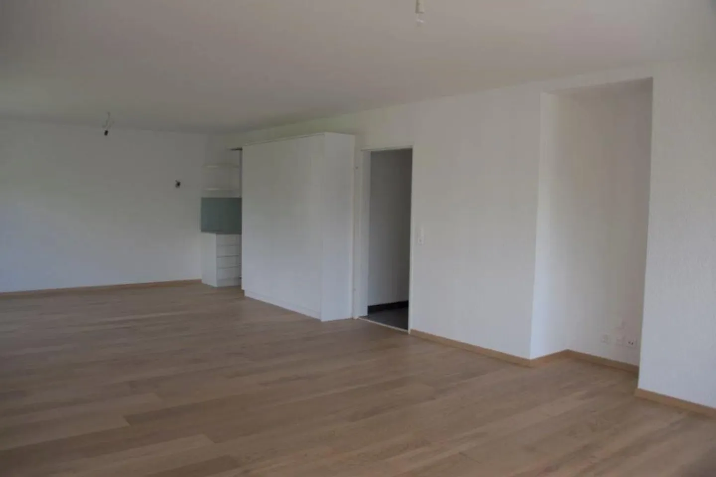 Appartement 5 pièces dans le meilleur emplacement - Photo 1 sur 8