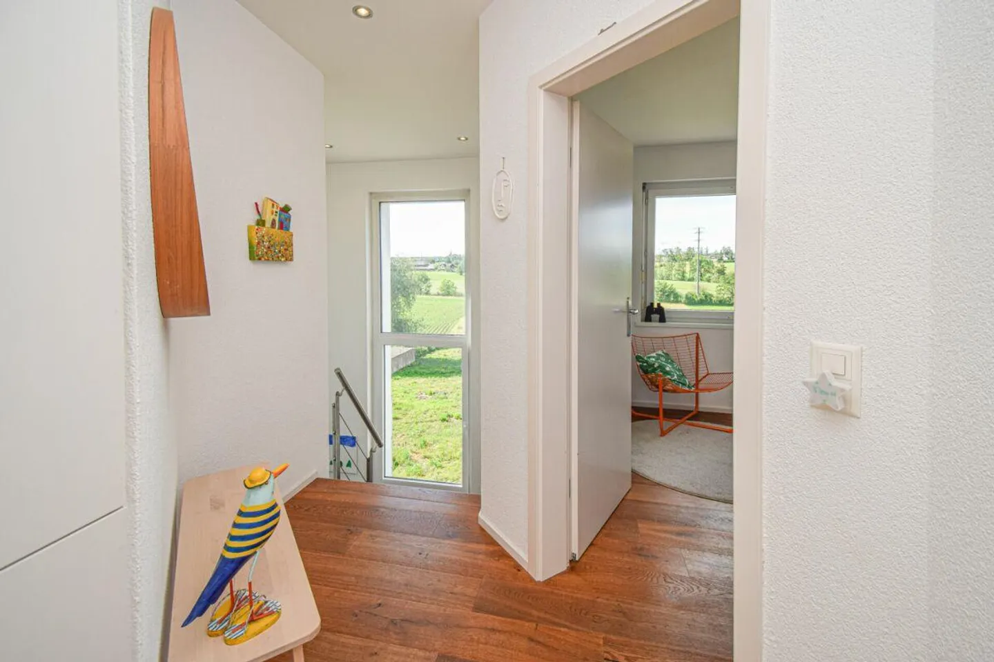 Modern 5.5-room semi-detached family house in a family-friendly location - Photo 14 of 29