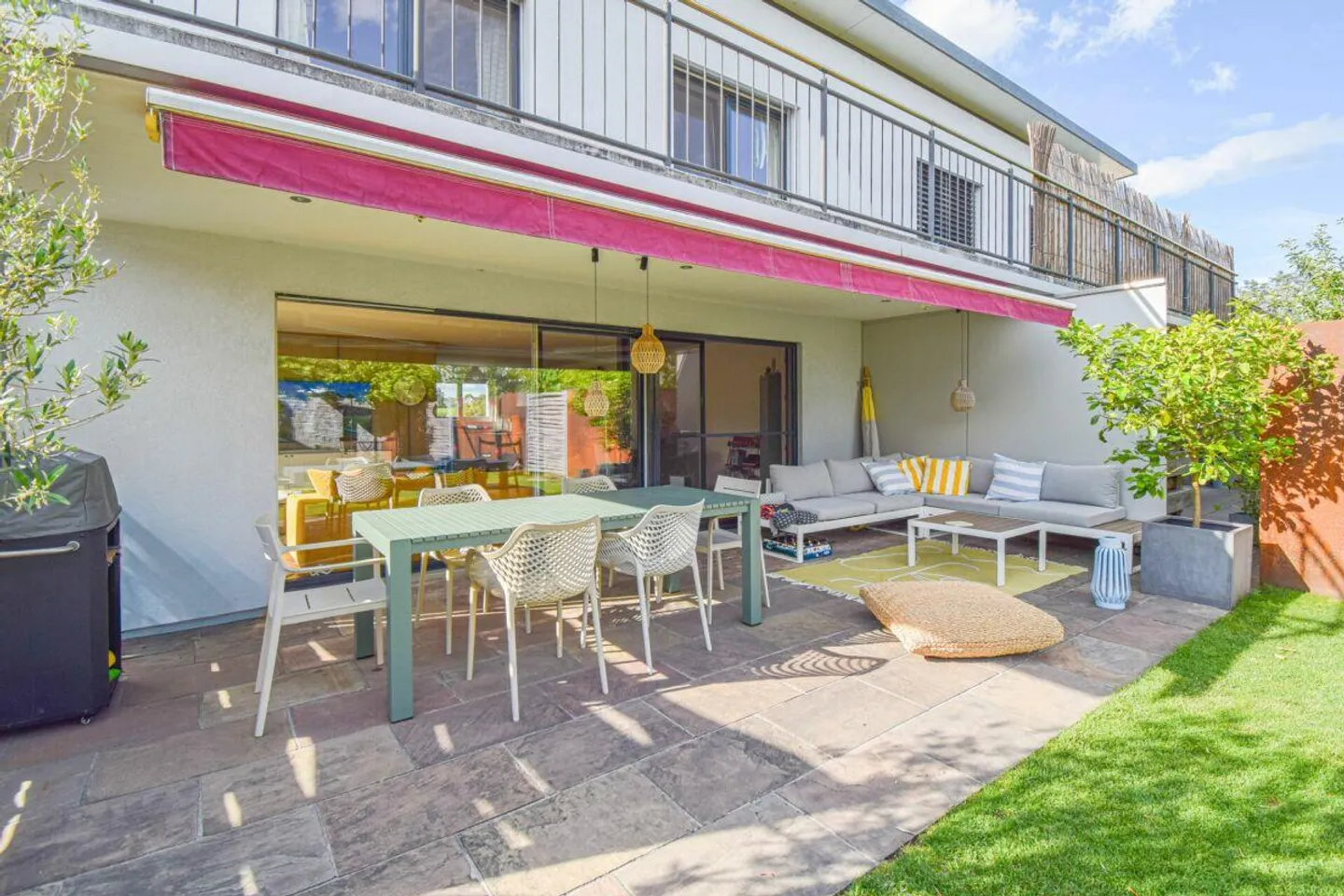 Modern 5.5-room semi-detached family house in a family-friendly location - Photo 28 of 29