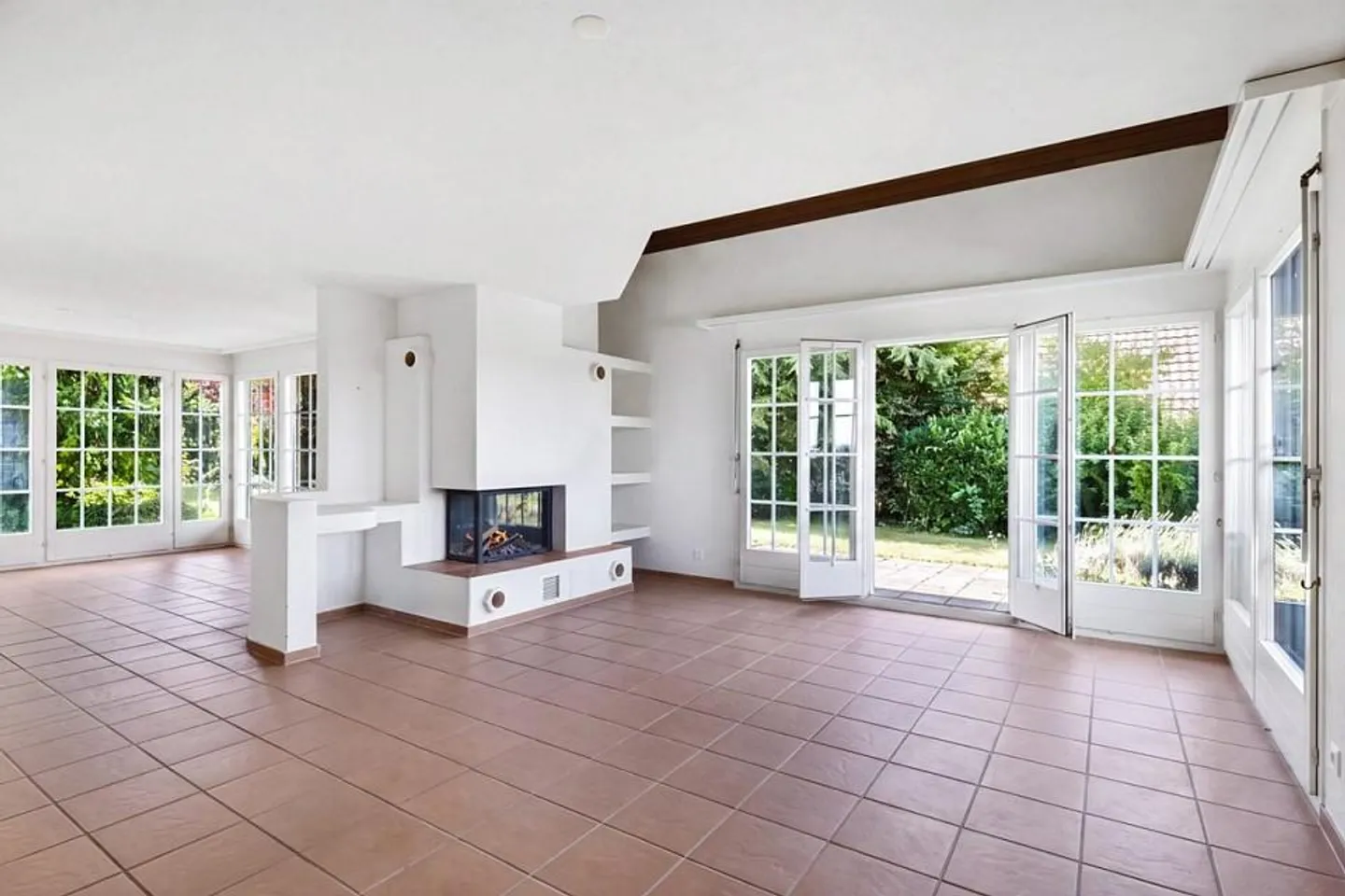 Maison individuelle bien entretenue avec un potentiel exceptionnel - Photo 3 sur 6