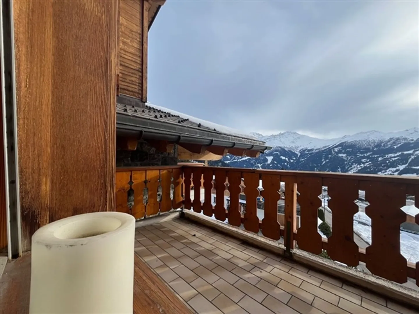 Charmantes Doppelhaus mit Talblick - Foto 2 von 12