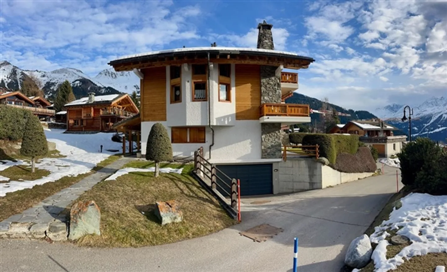 Charmantes Doppelhaus mit Talblick - Foto 10 von 12