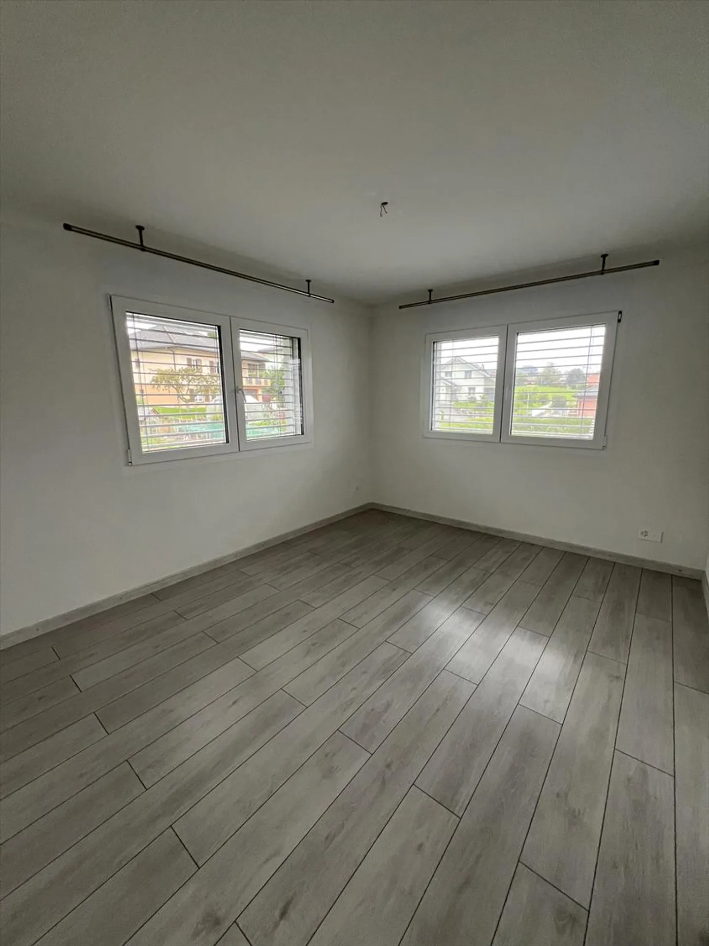 Magnifico appartamento 4,5 locali al piano terra con giardino - Foto 6 di 11