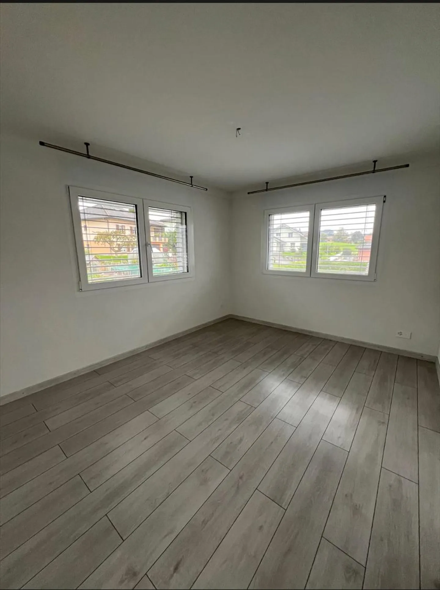 Magnifico appartamento 4,5 locali al piano terra con giardino - Foto 9 di 11
