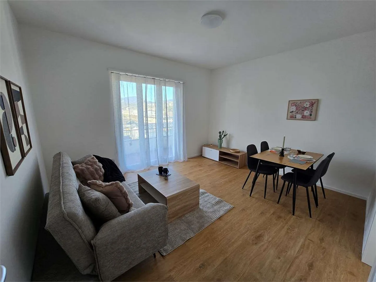 Appartamento moderno 3.5 locali - Foto 1 di 10