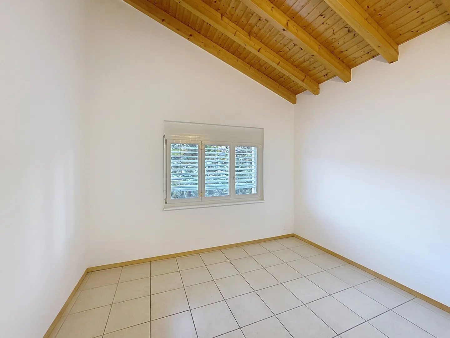 6-room Villa - Photo 8 of 13