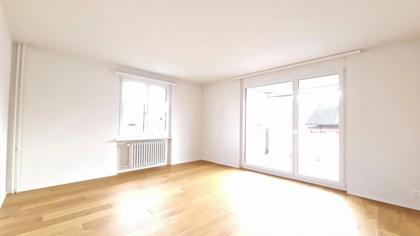 Moderne Wohnung mit grossem Balkon - Foto 4 von 10