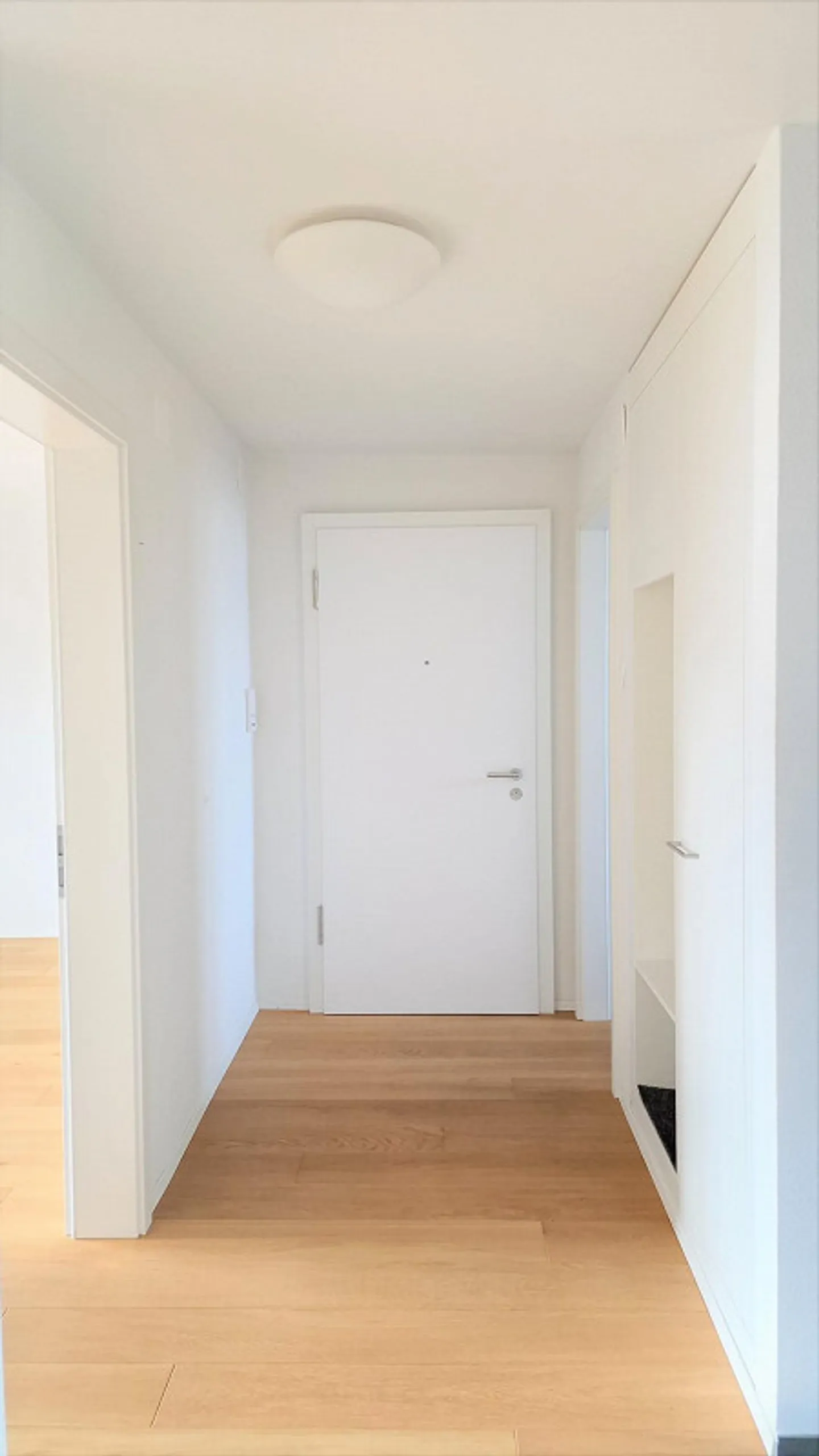 Moderne Wohnung mit grossem Balkon - Foto 9 von 10