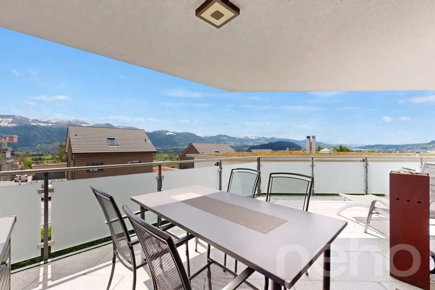 Appartement luxueux de 4,5 pièces avec vue imprenable et dégagée - Photo 9 sur 11