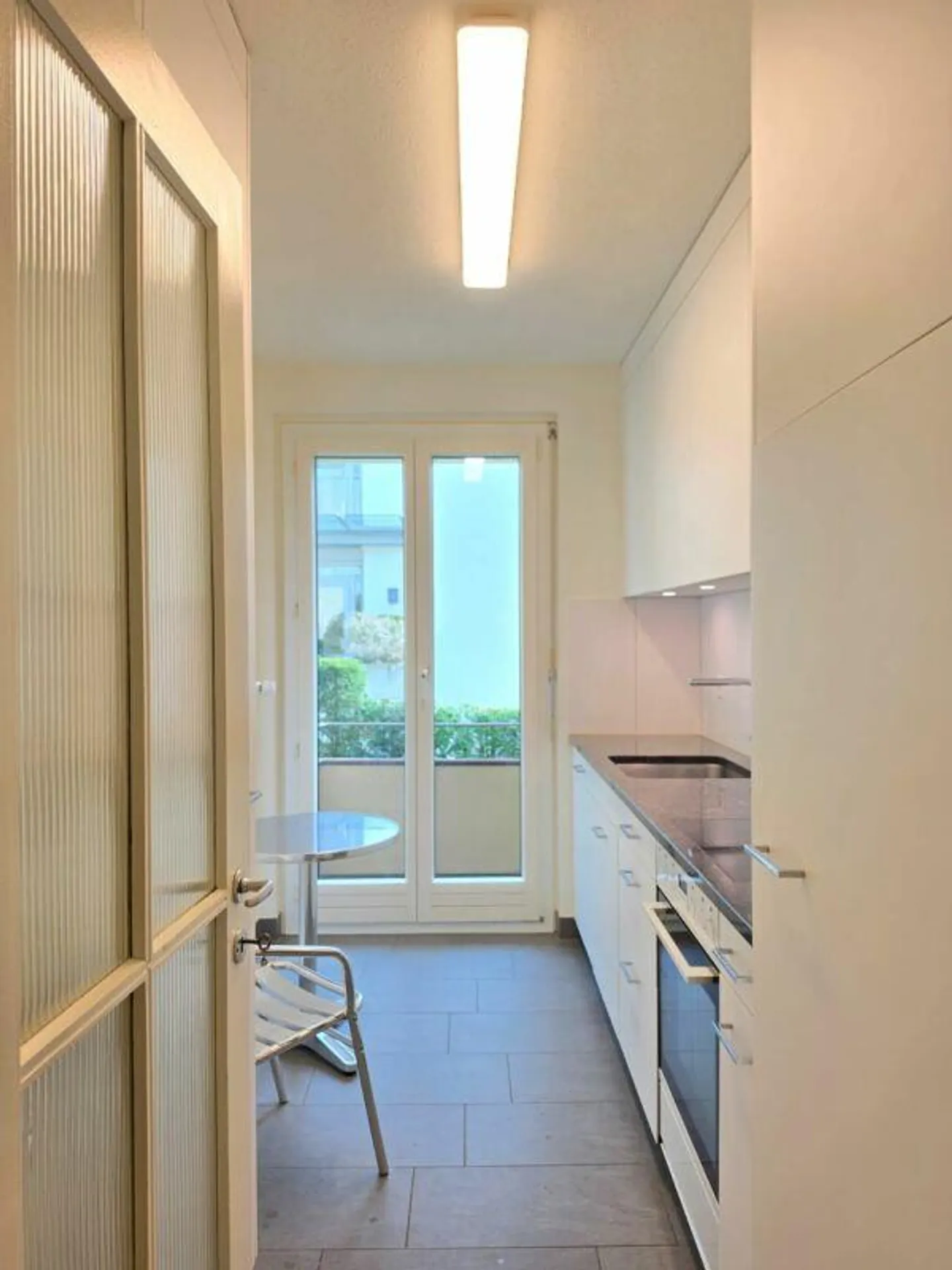 Renovated apartment with balcony in a quiet location - Photo 2 of 10