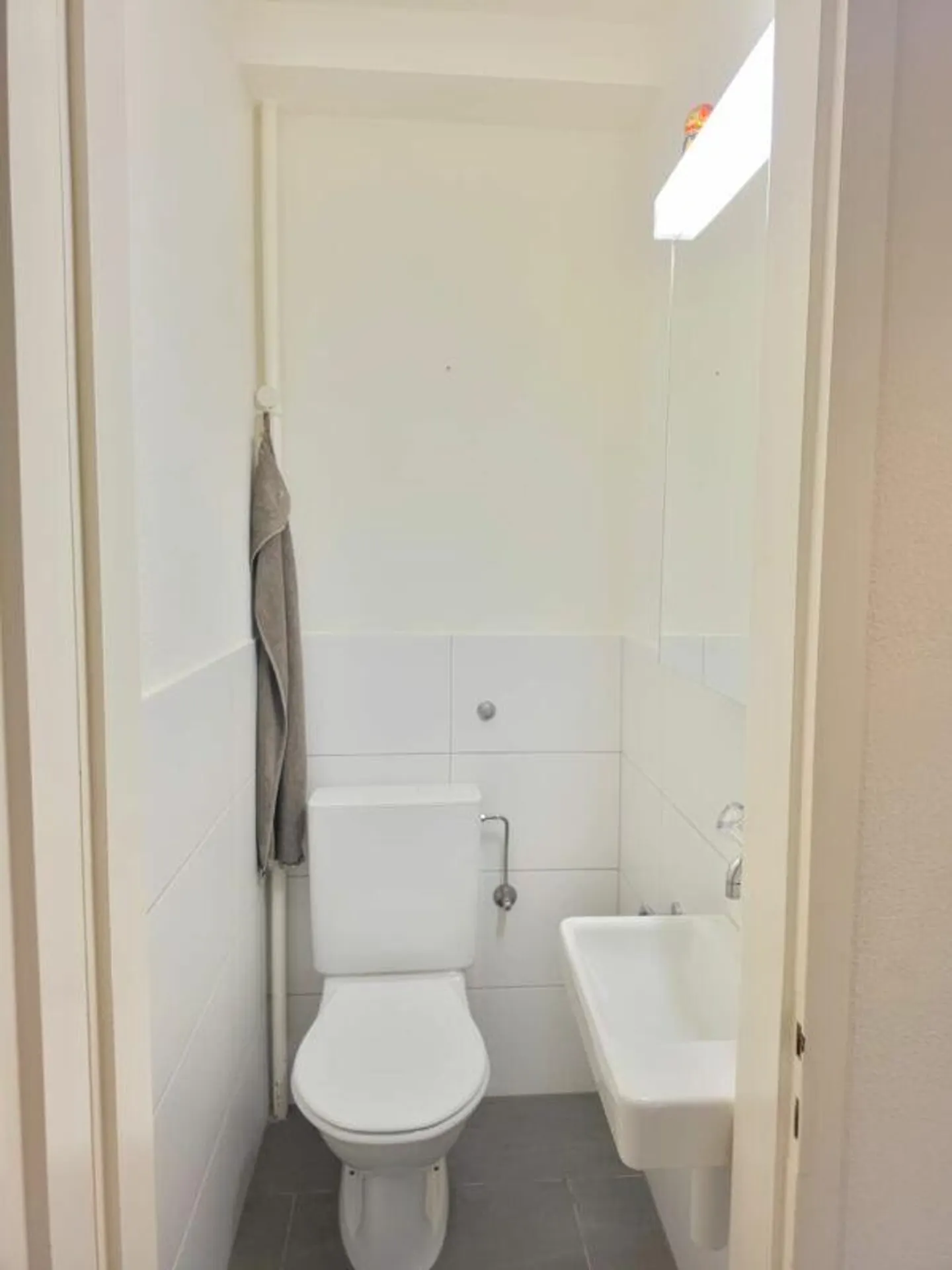 Renovated apartment with balcony in a quiet location - Photo 4 of 10