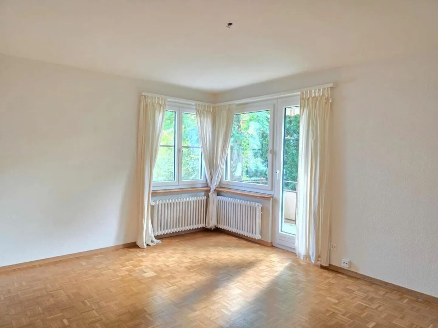 Renovated apartment with balcony in a quiet location - Photo 5 of 10